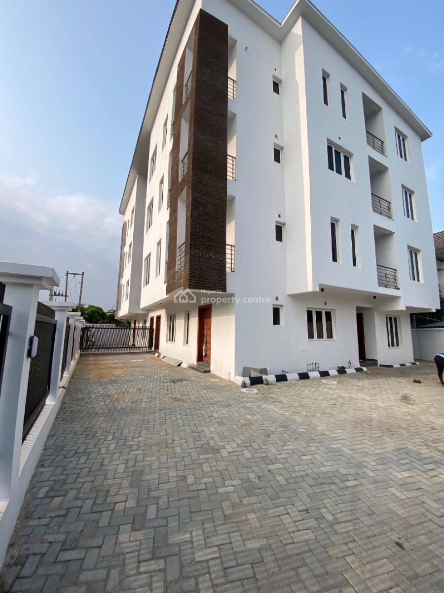 Lovely 5 Bed Semi Detached Duplex in an Estate, Lekki Right, Lekki Phase 1, Lekki, Lagos, Semi-detached Duplex for Sale
