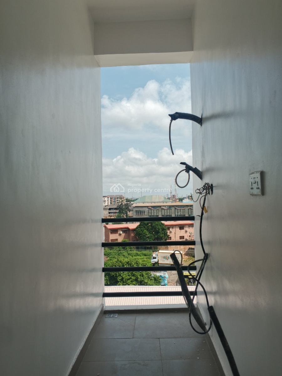 Luxury and Newly Built 3 Bedroom with a Bq, Queens Street, Alagomeji, Yaba, Lagos, Flat / Apartment for Rent