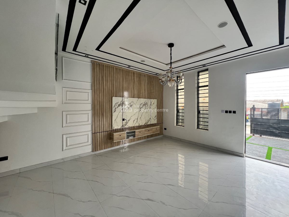 Lovely 4 Bedroom Semi Detached Duplex in an Estate, Bakare/chevron, Lekki, Lagos, Semi-detached Duplex for Sale