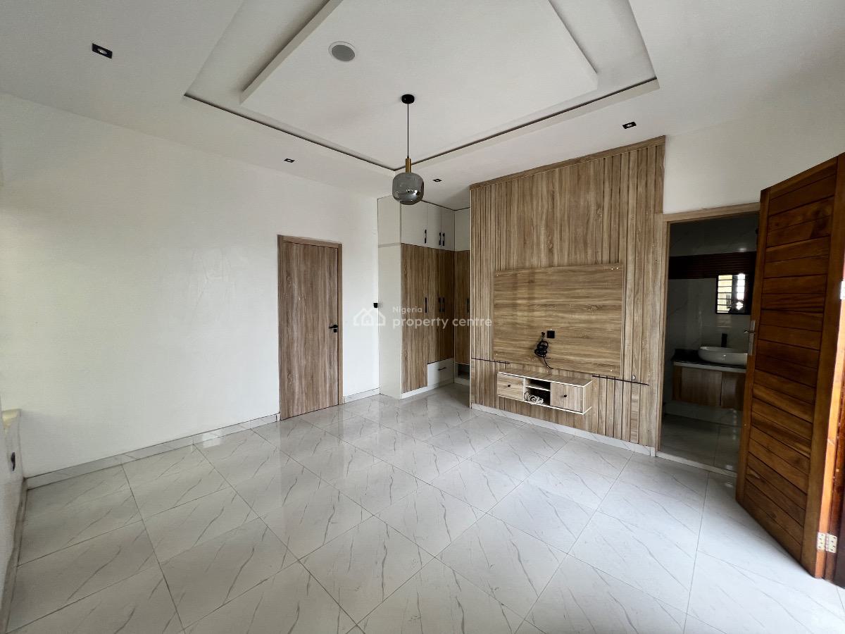 Lovely 4 Bedroom Semi Detached Duplex in an Estate, Bakare/chevron, Lekki, Lagos, Semi-detached Duplex for Sale