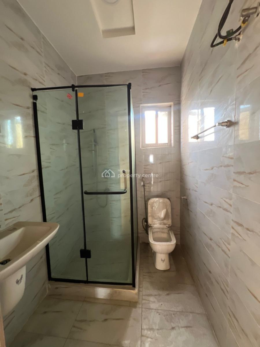 Luxury Fully Serviced 2 Bedroom Apartment with Pool & Gym, Meadow Hall Way Axis, Lekki Right, Lekki Phase 1, Lekki, Lagos, Flat / Apartment for Rent