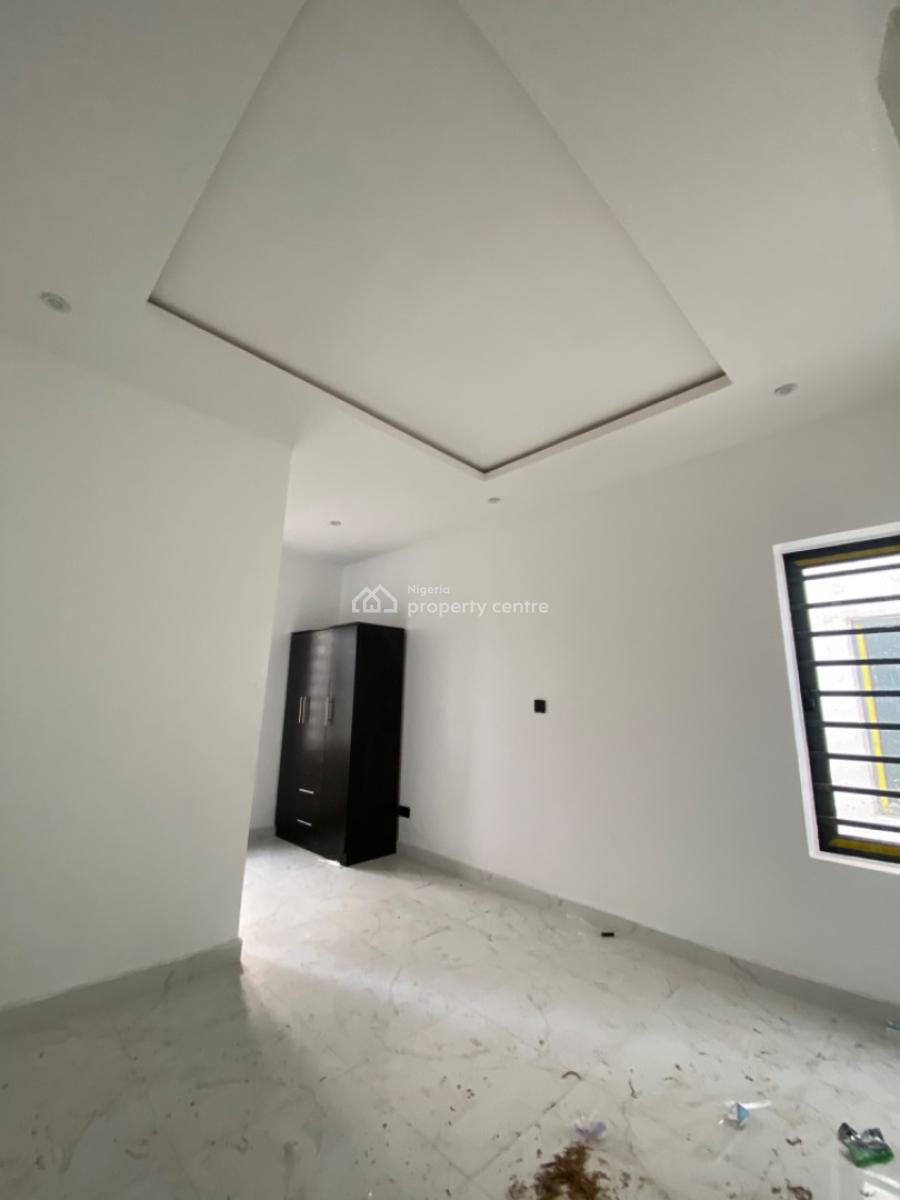 an Executive Three Bedroom Duplex, Country Homes Adesanya By General Paint Ajah, Lekki, Lagos, Terraced Duplex for Rent
