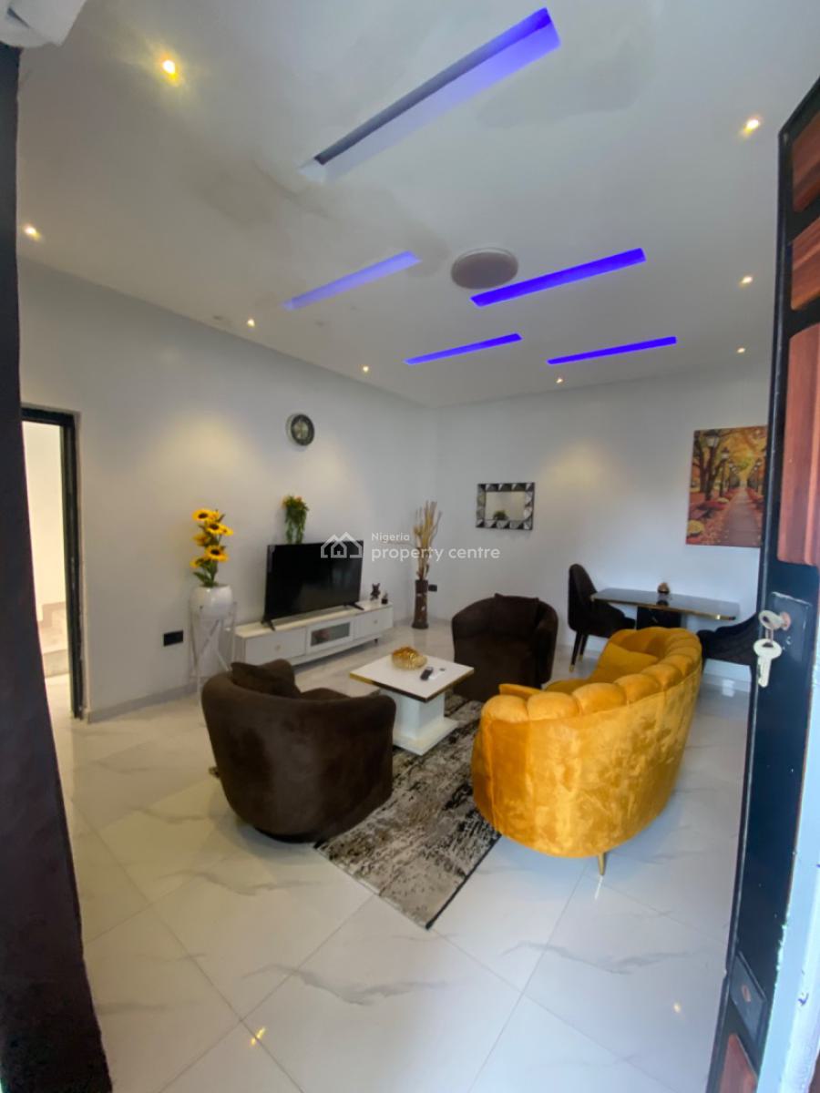 an Executive Service Furnished Mini Flat, Off Abraham Adesanya Estate, Ogombo, Ajah, Lagos, Mini Flat (room and Parlour) for Rent