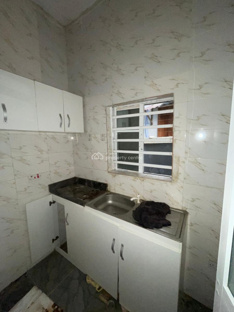 Miniflat Room and Palour, Ologolo, Lekki, Lagos, Mini Flat (room and Parlour) for Rent