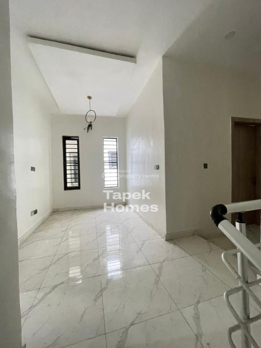 4 Bedrooms Semi-detached Duplex with Pool, Vgc, Lekki, Lagos, Semi-detached Duplex for Rent