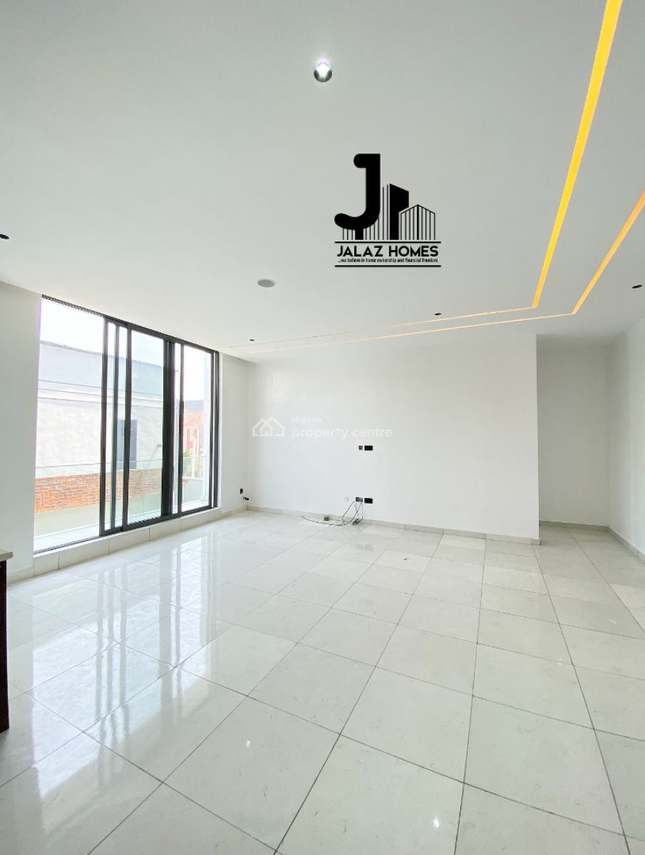 2 Bedroom Apartment, Lekki Phase 1, Lekki, Lagos, Flat / Apartment for Sale