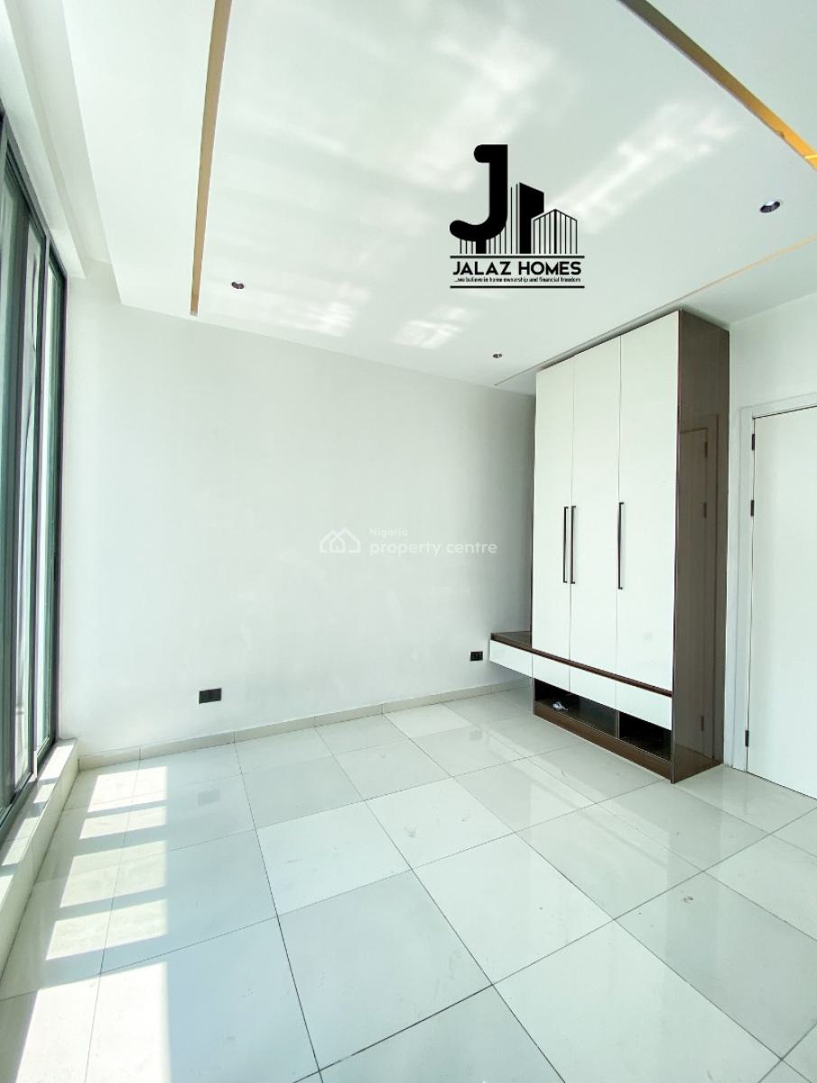 2 Bedroom Apartment, Lekki Phase 1, Lekki, Lagos, Flat / Apartment for Sale