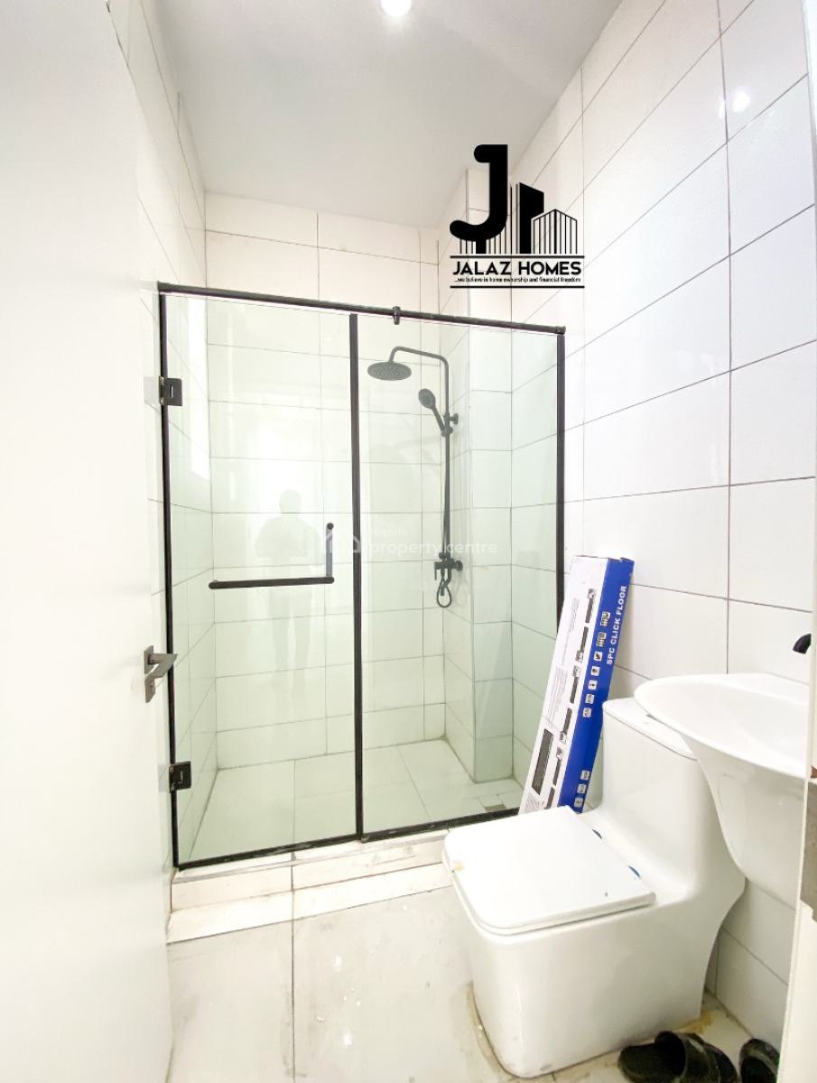 2 Bedroom Apartment, Lekki Phase 1, Lekki, Lagos, Flat / Apartment for Sale