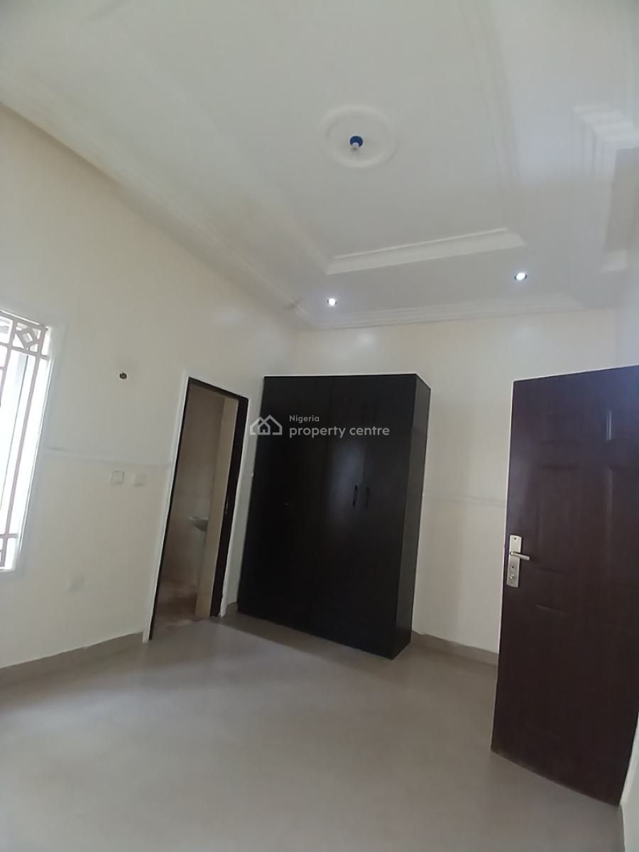 Stand Alone 2 Bedroom Bungalow, Guzape Abuja Diplomatic Zone, Guzape District, Abuja, Detached Bungalow for Rent