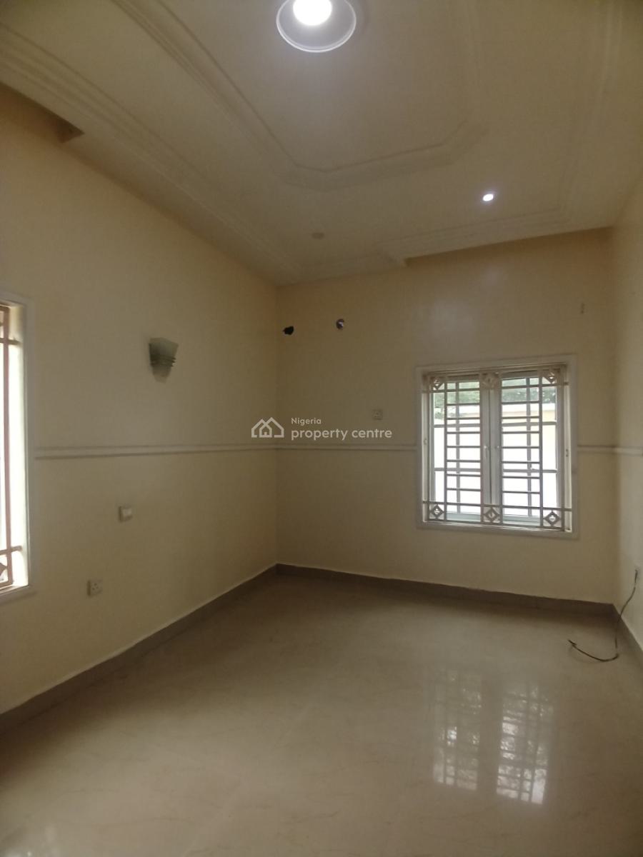 Stand Alone 2 Bedroom Bungalow, Guzape Abuja Diplomatic Zone, Guzape District, Abuja, Detached Bungalow for Rent