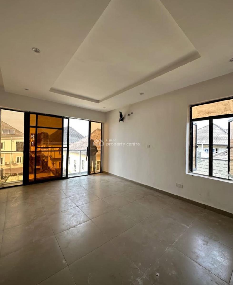 a Luxurious 4 Bedroom in a Beautiful Estate, Off Fola Osibo, Lekki Phase 1, Lekki, Lagos, Terraced Duplex for Rent