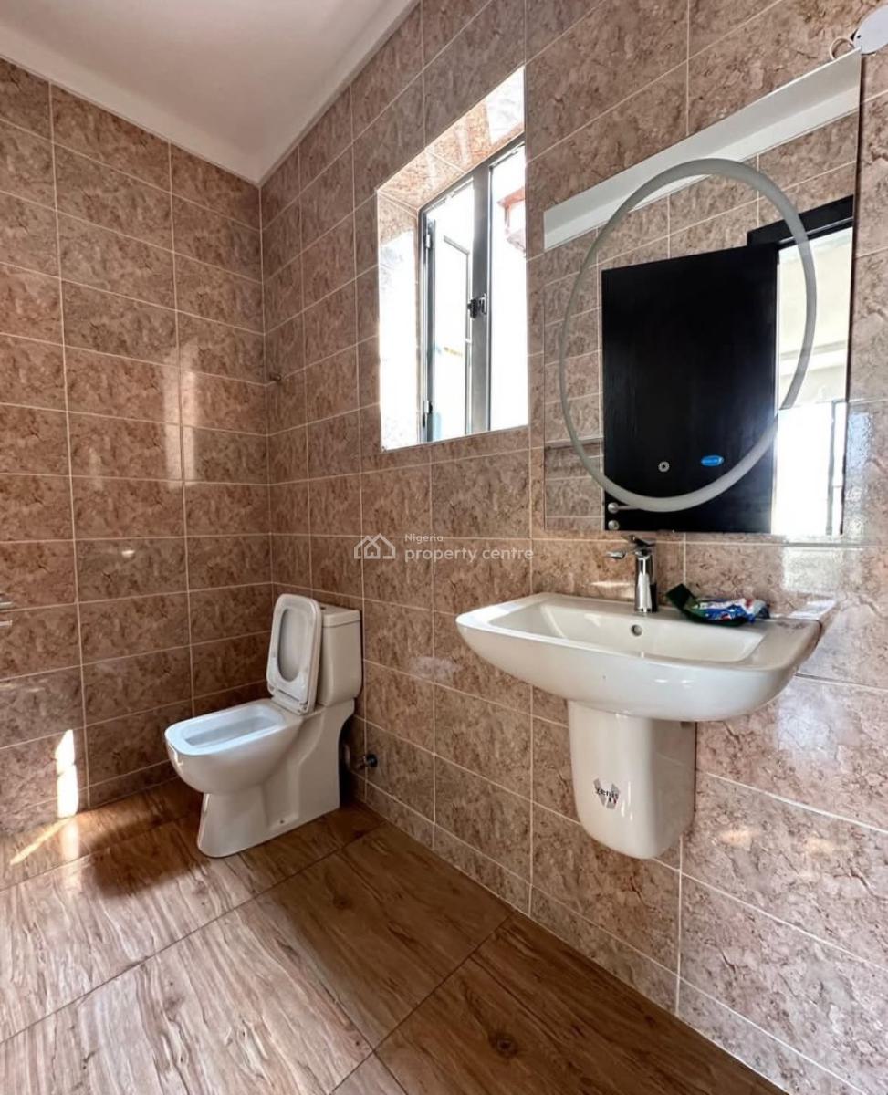 a Luxurious 4 Bedroom in a Beautiful Estate, Off Fola Osibo, Lekki Phase 1, Lekki, Lagos, Terraced Duplex for Rent
