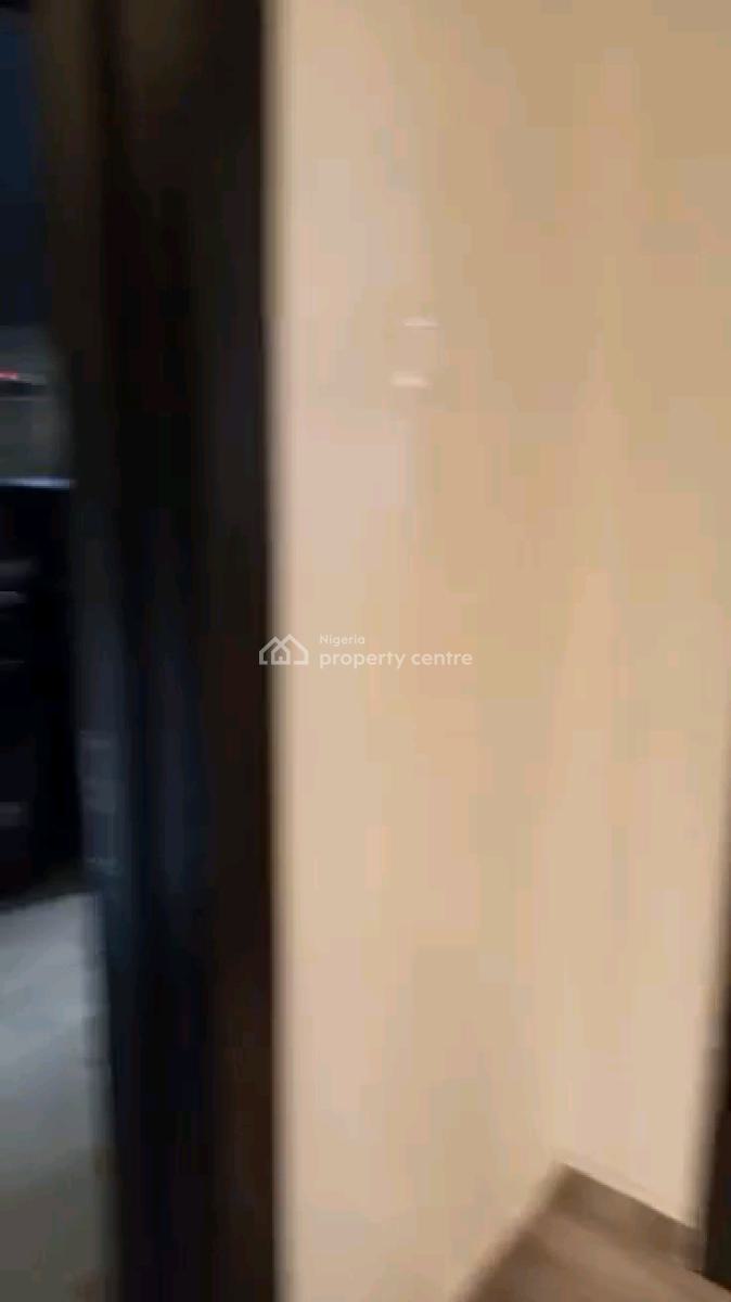 Relatively New 3 Bedrooms Up Flat*, Bakare Daudu Street By Deeper Life Hq, Ifako, Gbagada, Lagos, Flat / Apartment for Sale