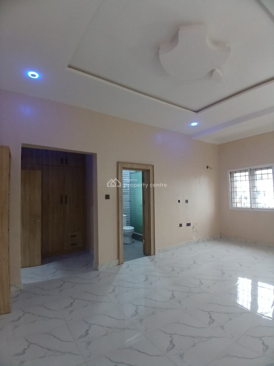 Well Renovated 4 Bedroom Terrace Duplex with 1room Bq, Guzape Abuja Diplomatic Zone, Guzape District, Abuja, Terraced Duplex for Rent