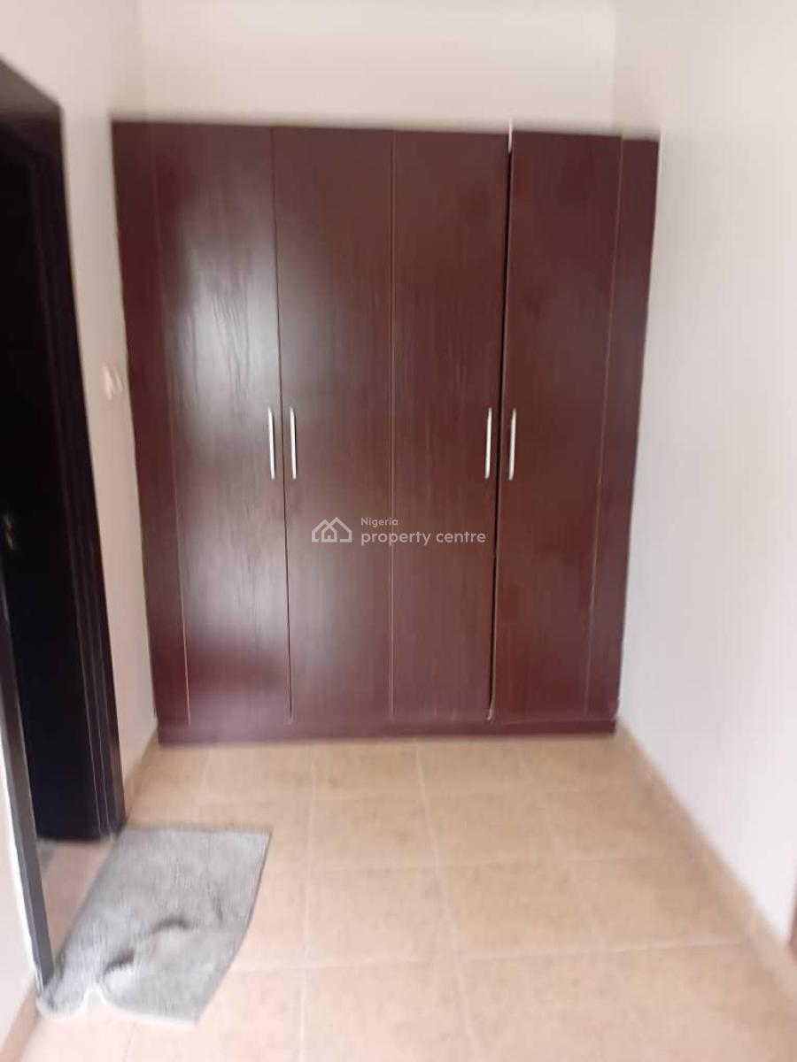 Clean 4bedroom Terrace Duplex with Bq in a Secured Estate, Lekki Right, Lekki Phase 1, Lekki, Lagos, Terraced Duplex for Sale