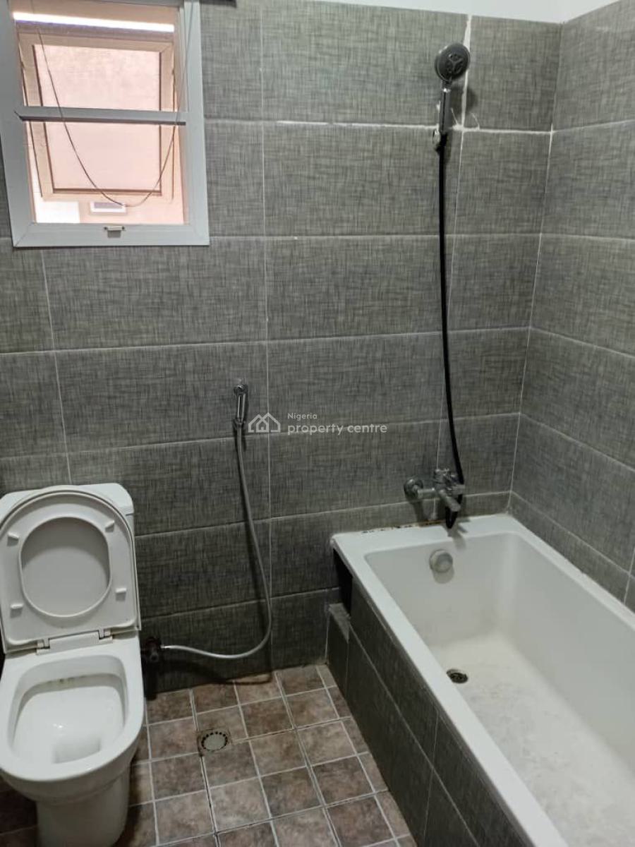 Clean 4bedroom Terrace Duplex with Bq in a Secured Estate, Lekki Right, Lekki Phase 1, Lekki, Lagos, Terraced Duplex for Sale