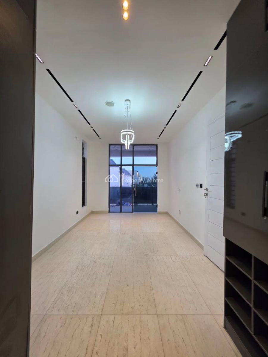 5 Bedroom Fully Detached Duplex with a Rooftop, Ikota, Lekki, Lagos, Detached Duplex for Sale