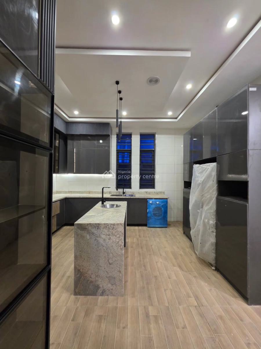 5 Bedroom Fully Detached Duplex with a Rooftop, Ikota, Lekki, Lagos, Detached Duplex for Sale