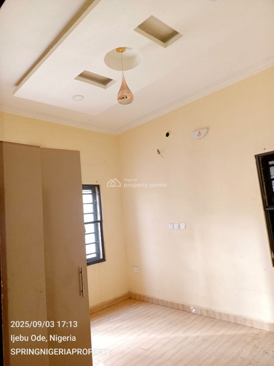 Luxury 2 Bedroom Flat in a Gated Estate, Ogombo, Ajah, Lagos, Flat / Apartment for Rent