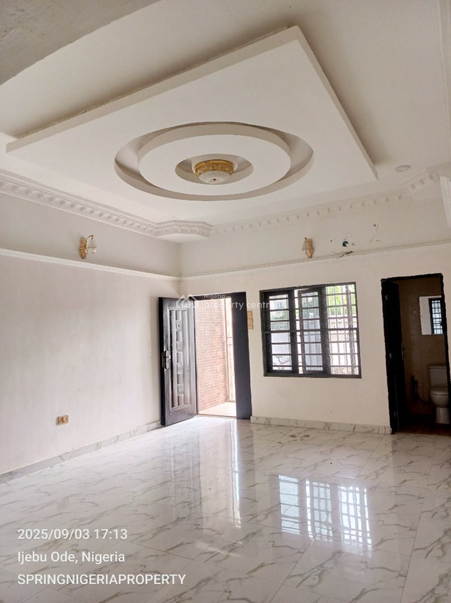 Luxury 2 Bedroom Flat in a Gated Estate, Ogombo, Ajah, Lagos, Flat / Apartment for Rent