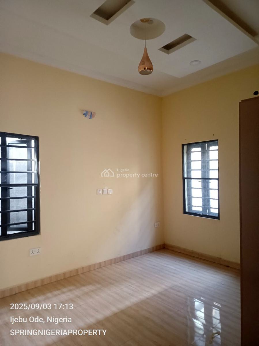 Luxury 2 Bedroom Flat in a Gated Estate, Ogombo, Ajah, Lagos, Flat / Apartment for Rent