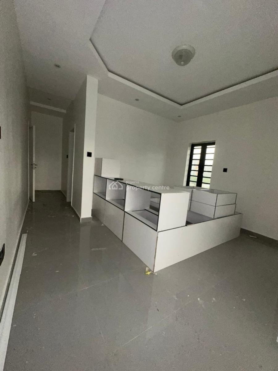 2 Bedrooms Flat Available, Ikate, Lekki, Lagos, Flat / Apartment for Rent