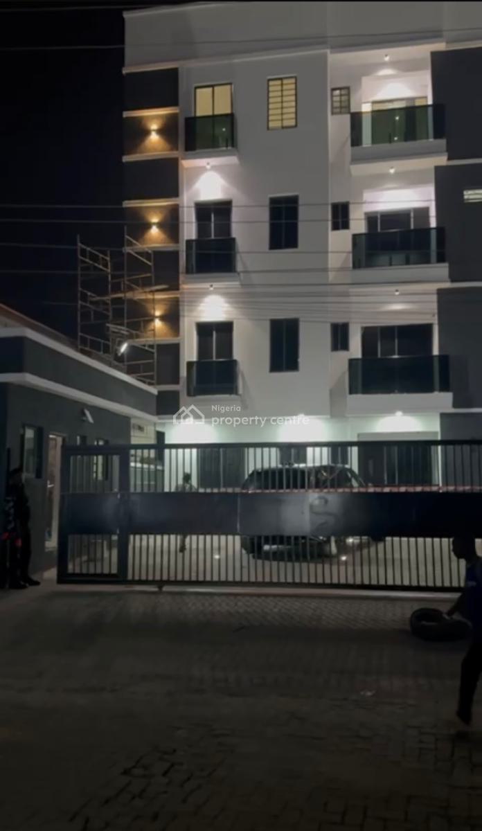 Luxury 2 Bedroom Apartment, Lekki Phase 1, Lekki, Lagos, Flat / Apartment for Sale