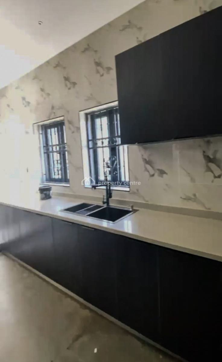 Luxury Duplex, Guzape District, Abuja, Detached Duplex for Sale