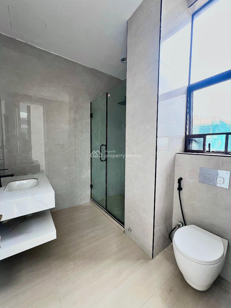 3 Bed Apartment with Bq, Gym, Elevator & Swimming Pool, Lekki Phase 1, Lekki, Lagos, Flat / Apartment for Rent