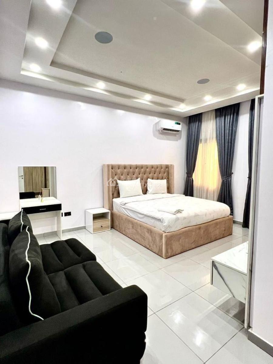 Waterfront 4-bedroom Terrace Duplex, Lekki Phase 1, Lekki, Lagos, Flat / Apartment Short Let