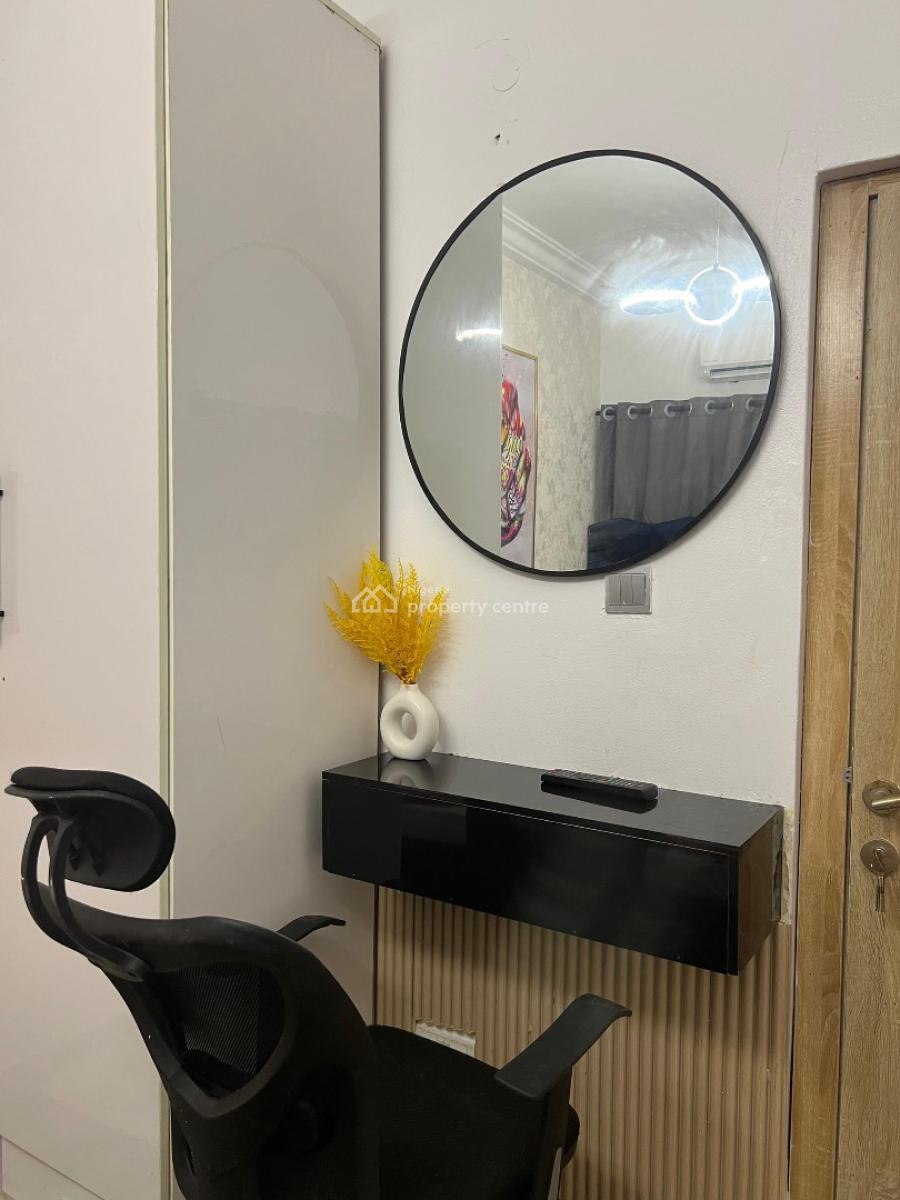 One Bedroom Apartment Chevron with Work Station, Lekki Paradise 2 Extension Chevron Alternative, Lekki Phase 2, Lekki, Lagos, Mini Flat (room and Parlour) Short Let