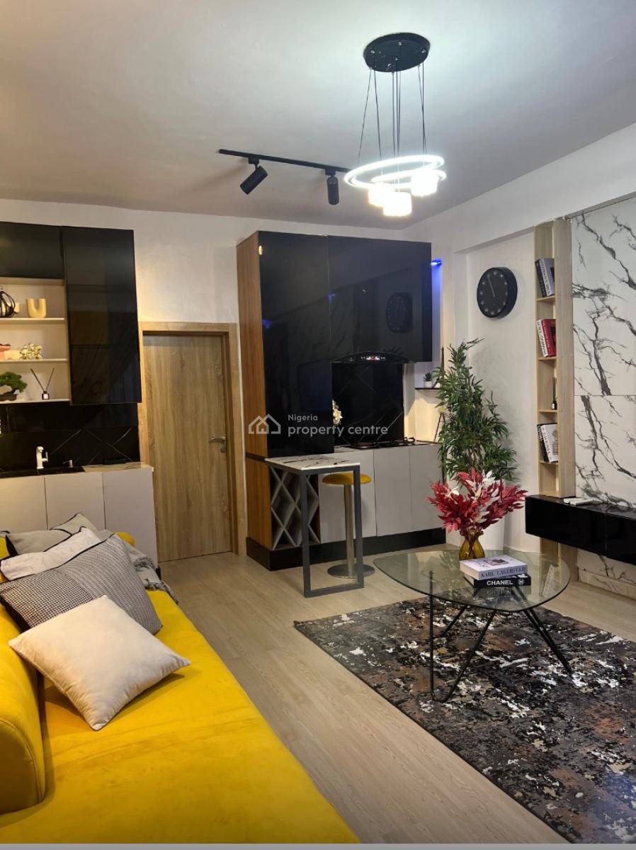 One Bedroom Apartment with Work Station, Lekki Paradise 2 Extension, Chevron Alternative, Lekki Phase 2, Lekki, Lagos, Mini Flat (room and Parlour) Short Let