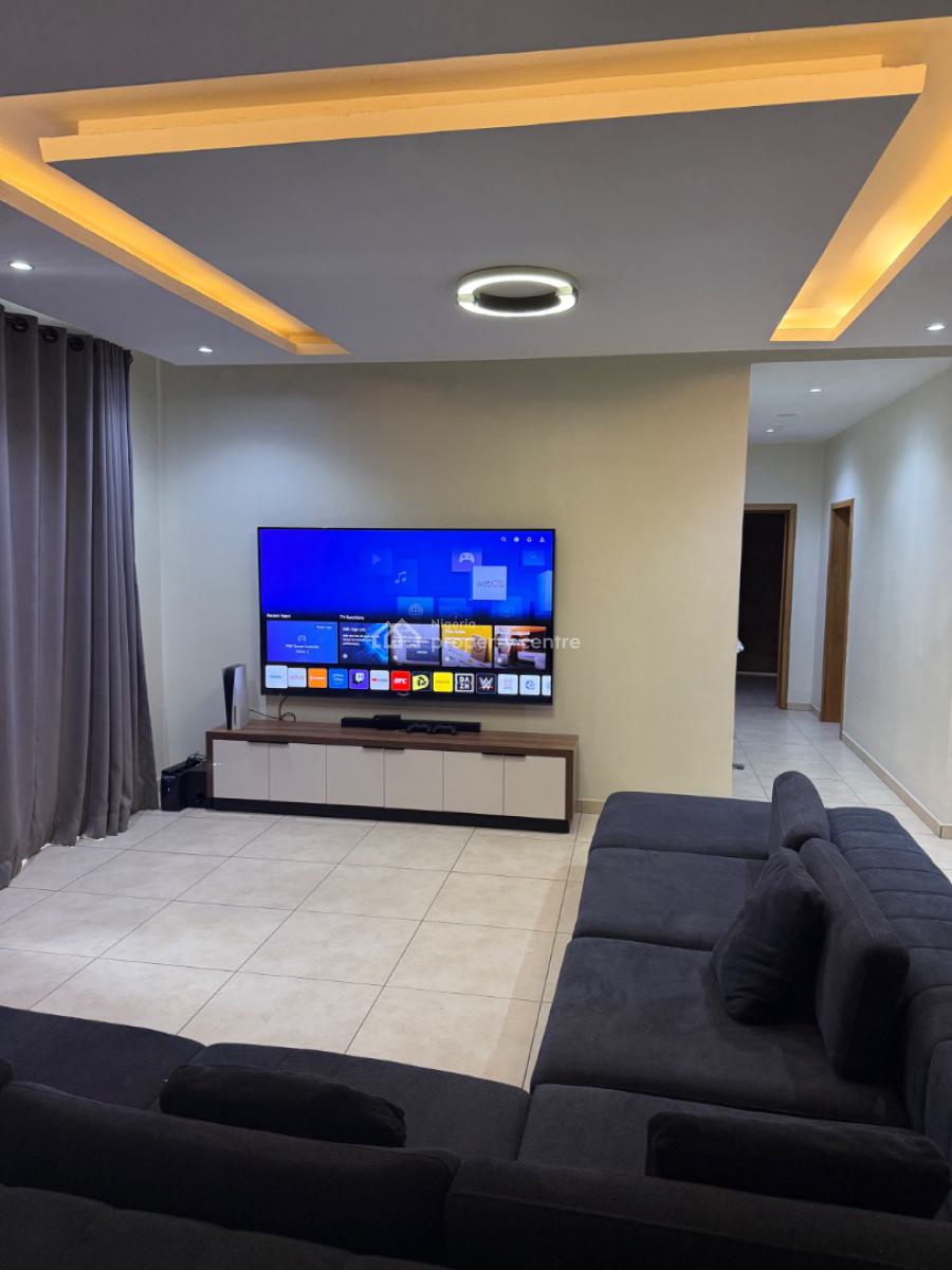 1 Room, in a Luxury Shared Apartment 3 Bedroom, Kusenla Road, Ikate Elegushi, Lekki, Lagos, Mini Flat (room and Parlour) for Rent