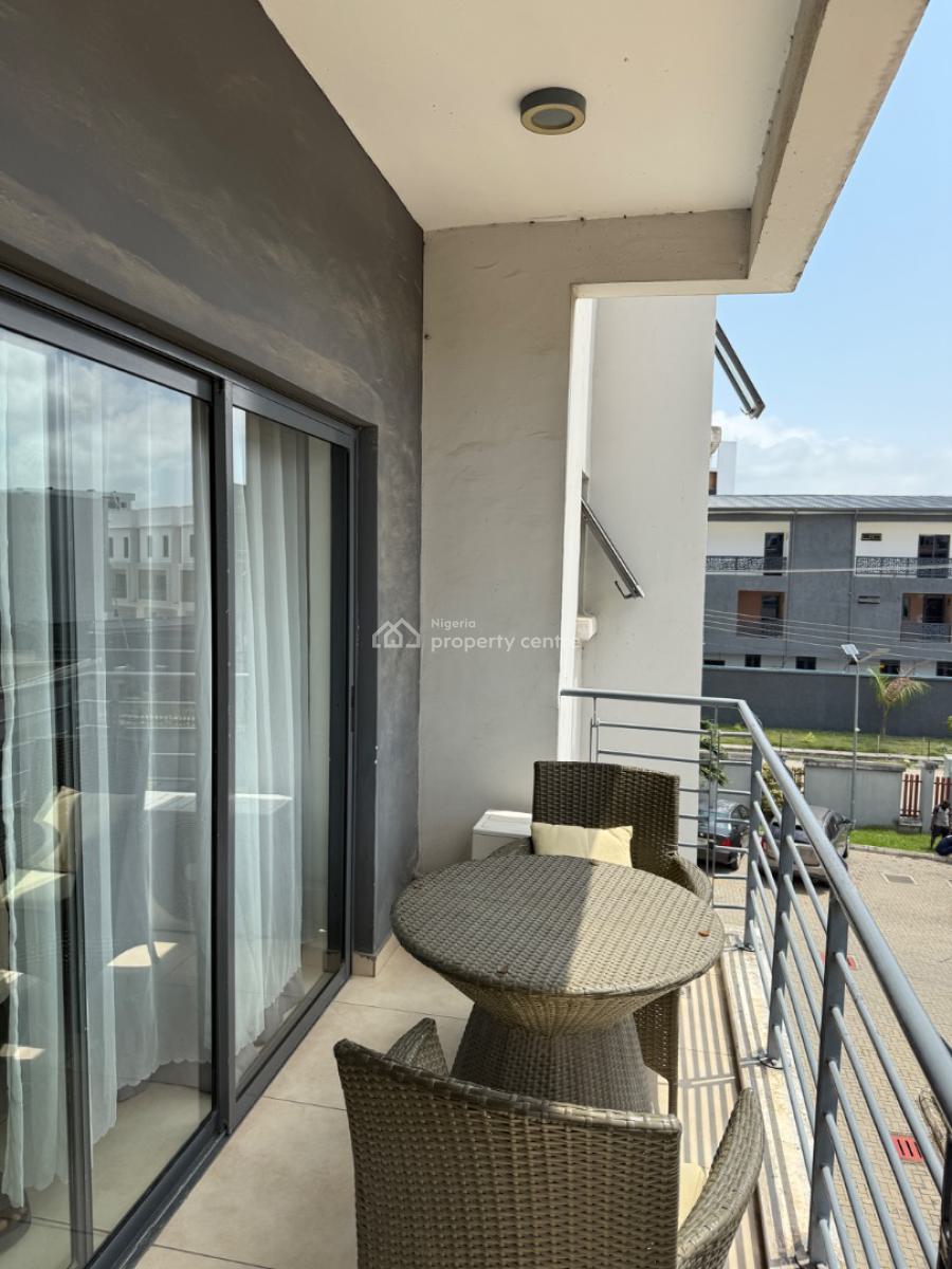 1 Room, in a Luxury Shared Apartment 3 Bedroom, Kusenla Road, Ikate Elegushi, Lekki, Lagos, Mini Flat (room and Parlour) for Rent