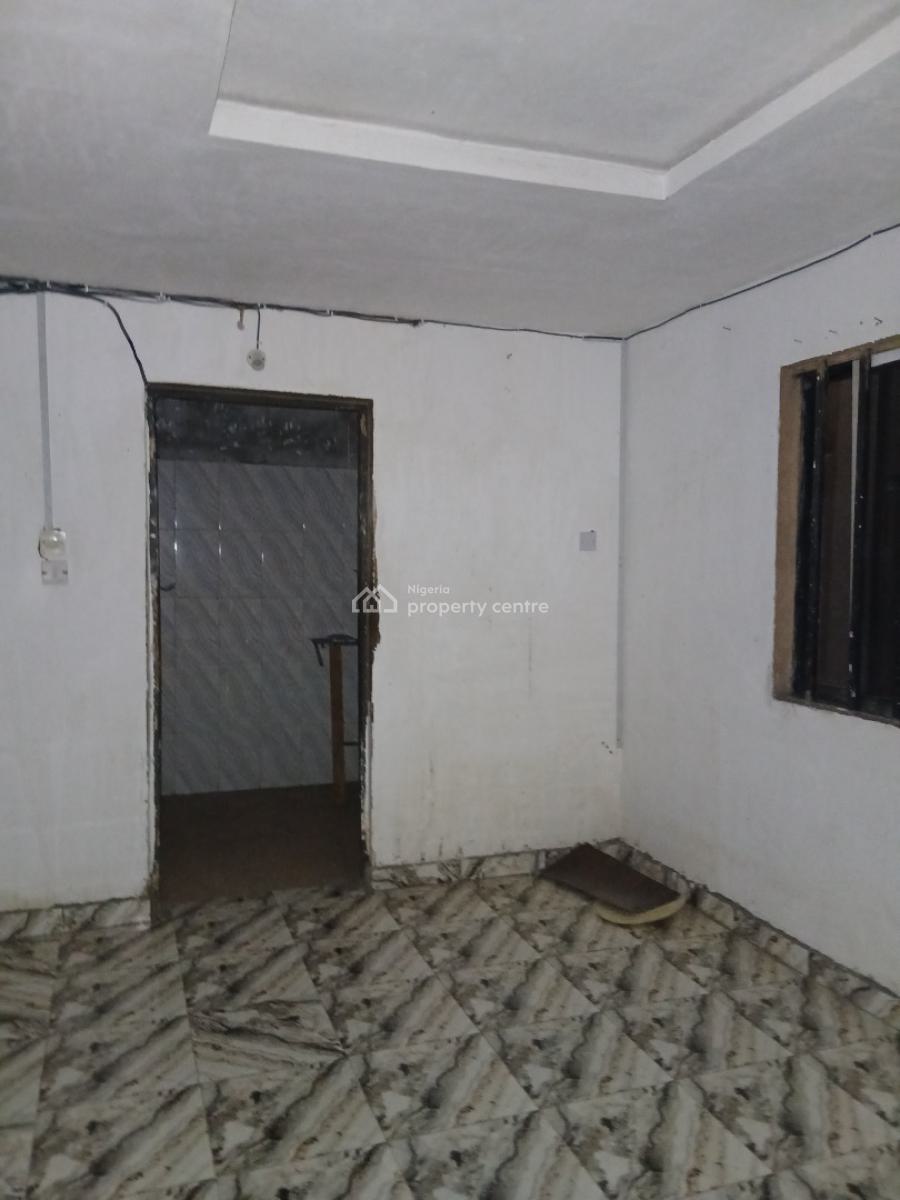 Fine Lovely Nice Mini, Yaba, Lagos, Mini Flat (room and Parlour) for Rent