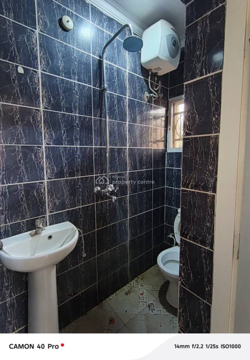 2 Bedroom Flat, Gra, Alalubosa, Ibadan, Oyo, House for Rent