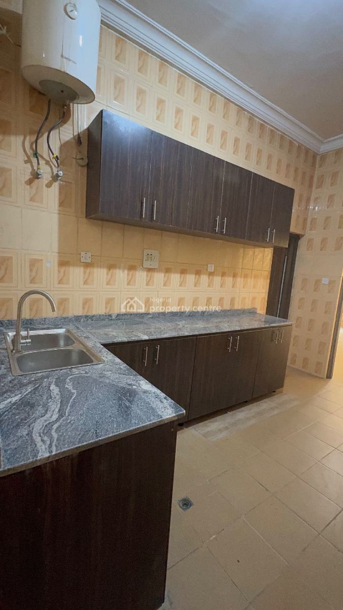 Luxury 3bedroom Flat with Bq in Nice Environment, Utako, Utako, Abuja, Flat / Apartment for Rent