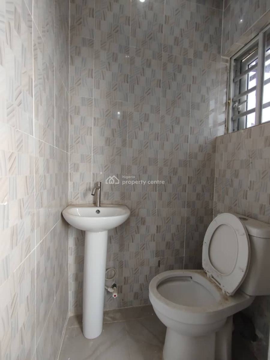 Modern and Spacious 2 Bedroom Apartment Available, Ogunfayo, Awoyaya, Ibeju Lekki, Lagos, Flat / Apartment for Rent