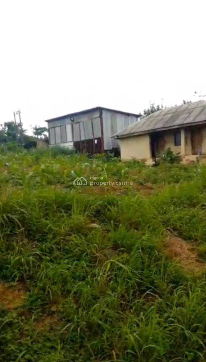Factory Sitting on 72 Acres of Land, Ife Road, Ibadan, Oyo, Factory for Sale