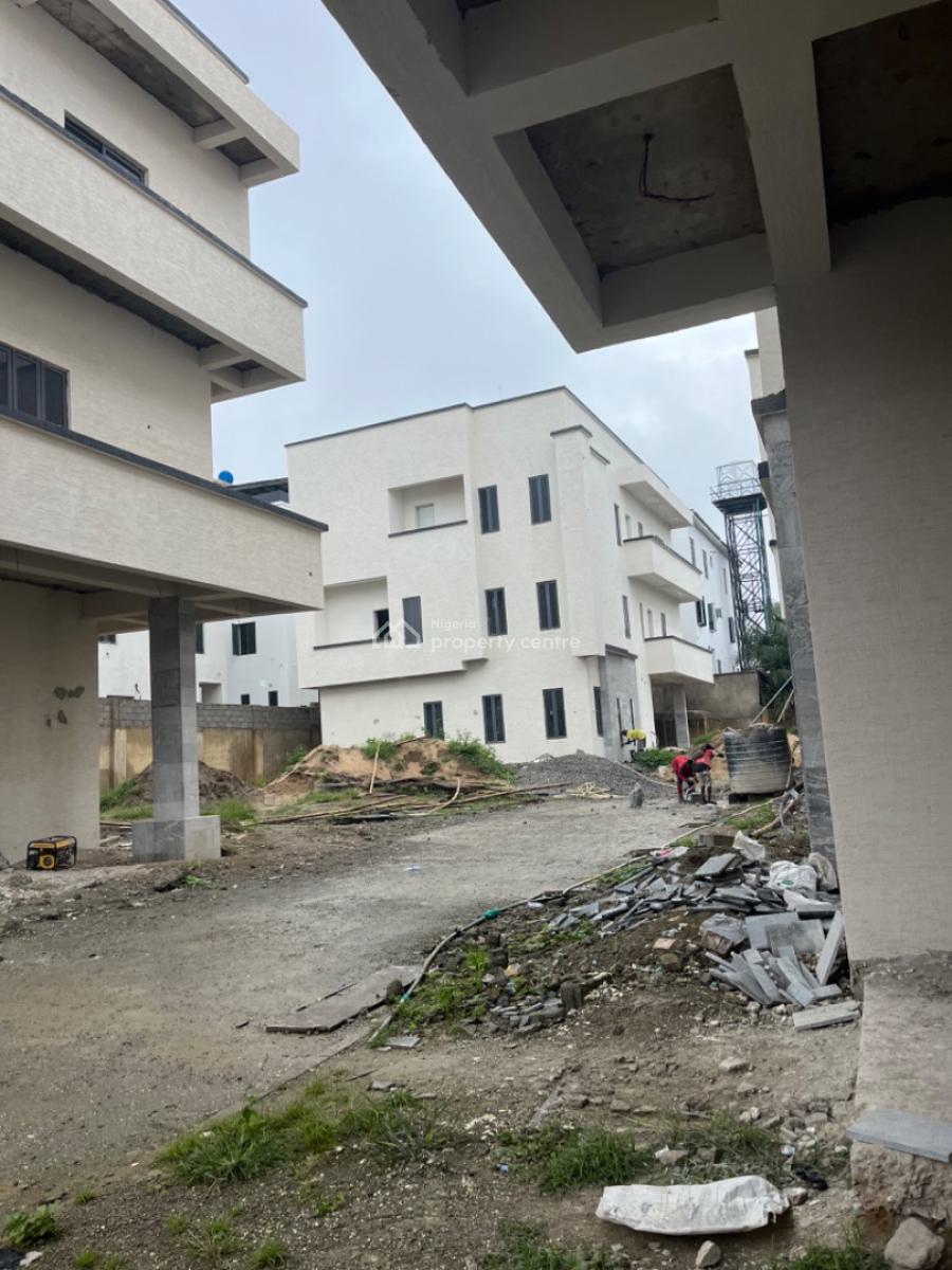 5 Bedroom Duplex Apartment, After H-midix and Before Coza, Guzape District, Abuja, Detached Duplex for Sale