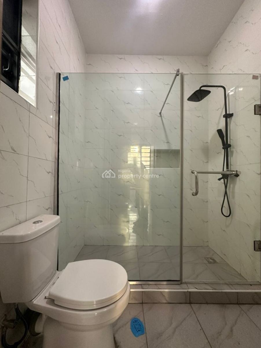Fully Serviced 2-bedroom Apartment, Ologolo, Lekki, Lagos, Flat / Apartment for Rent