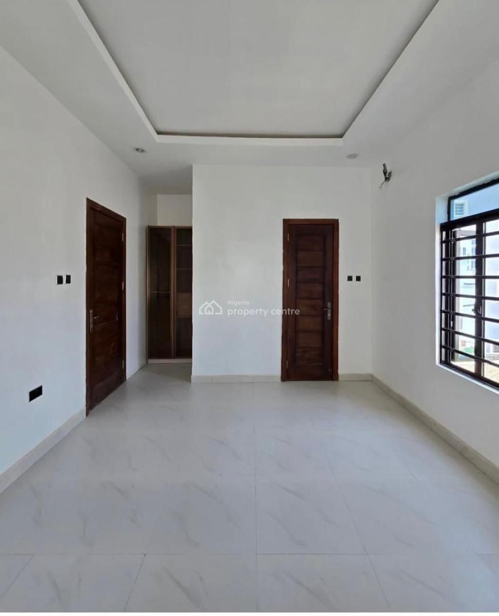 Spacious 4 Bedroom Semi Detached Duplex, Ologolo,lekki, Ologolo, Lekki, Lagos, Detached Duplex for Sale
