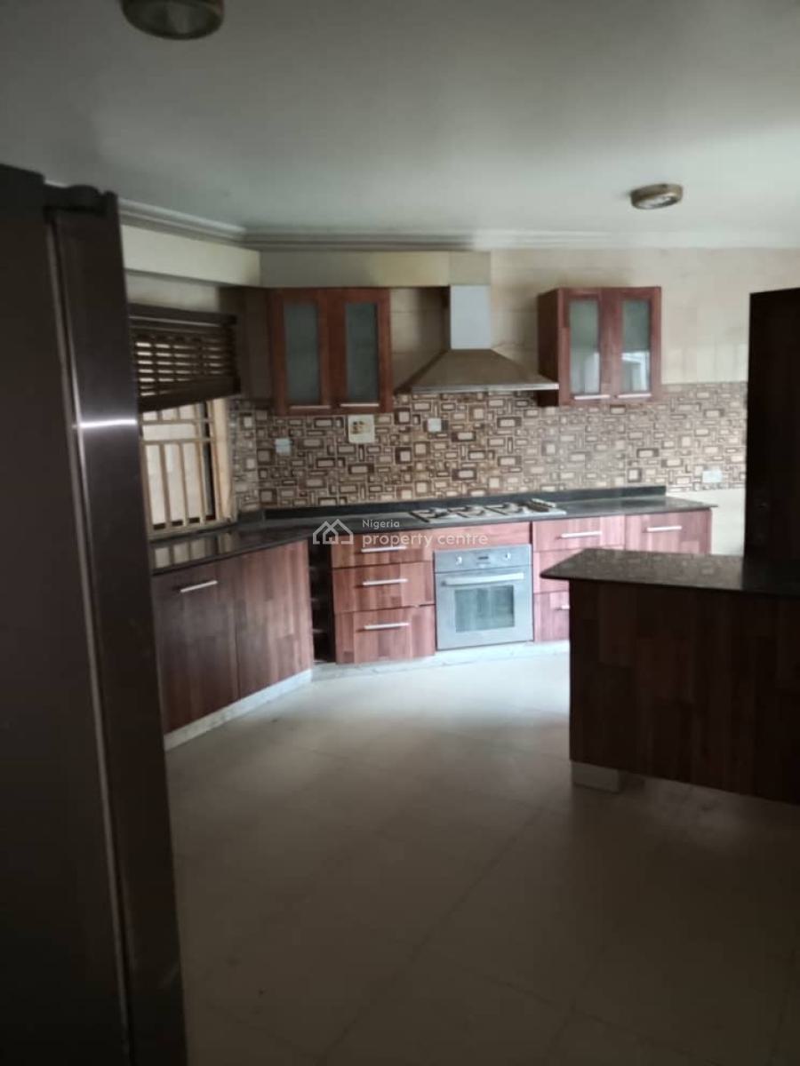 Spacious 6 Bedroom, Igbo Efon, Lekki, Lagos, Semi-detached Duplex for Sale