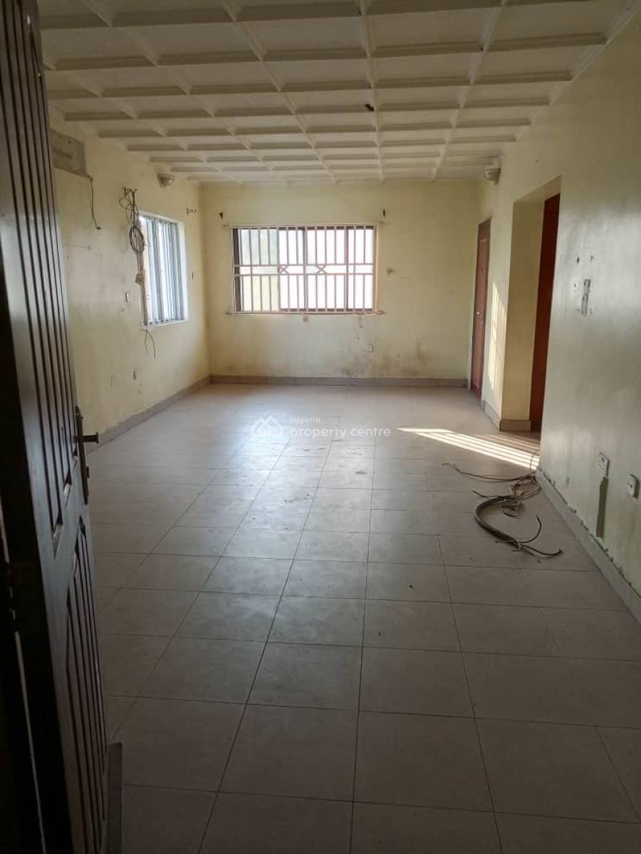 Spacious 6 Bedroom, Igbo Efon, Lekki, Lagos, Semi-detached Duplex for Sale