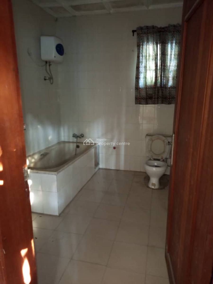 Spacious 6 Bedroom, Igbo Efon, Lekki, Lagos, Semi-detached Duplex for Sale