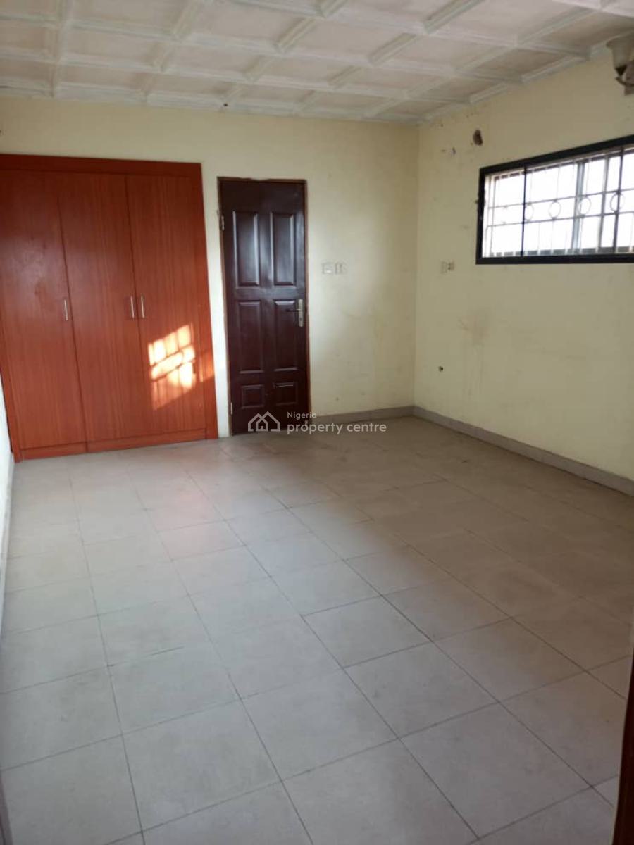 Spacious 6 Bedroom, Igbo Efon, Lekki, Lagos, Semi-detached Duplex for Sale
