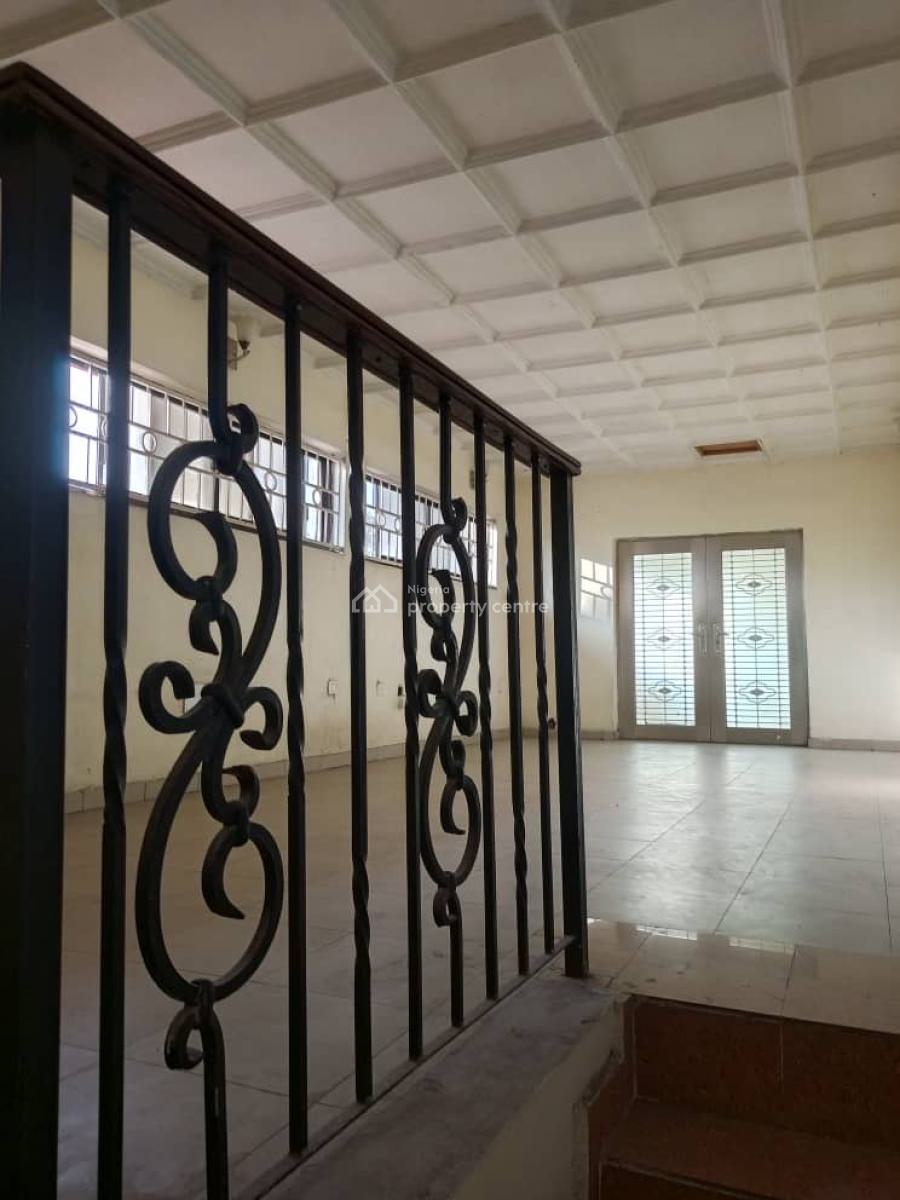 Spacious 6 Bedroom, Igbo Efon, Lekki, Lagos, Semi-detached Duplex for Sale