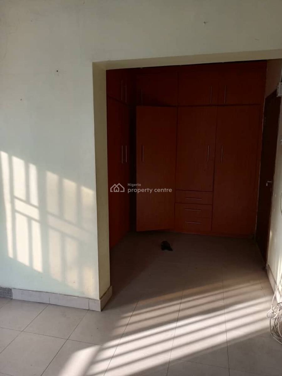 Spacious 6 Bedroom, Igbo Efon, Lekki, Lagos, Semi-detached Duplex for Sale