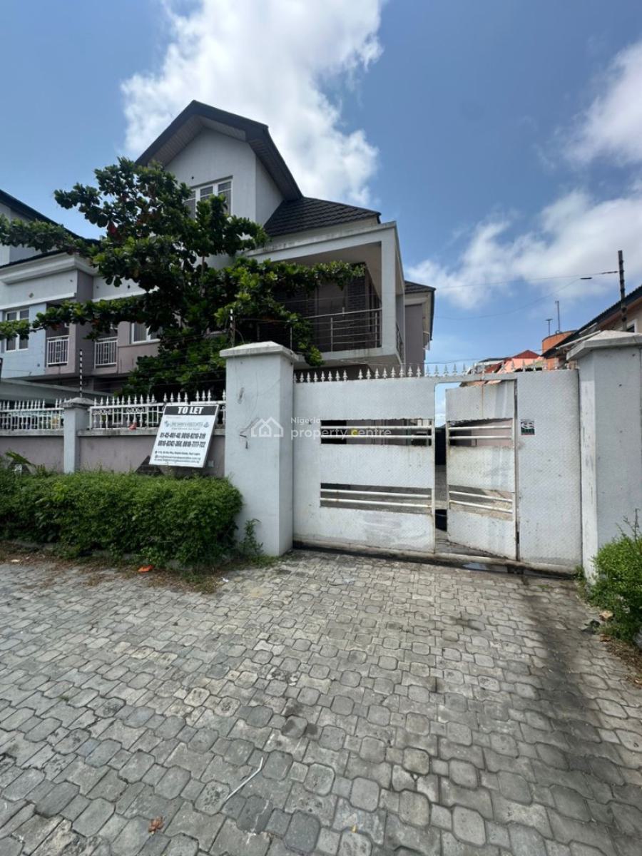 Spacious 5 Bedroom, Lekki Phase 1, Lekki, Lagos, Semi-detached Duplex for Rent