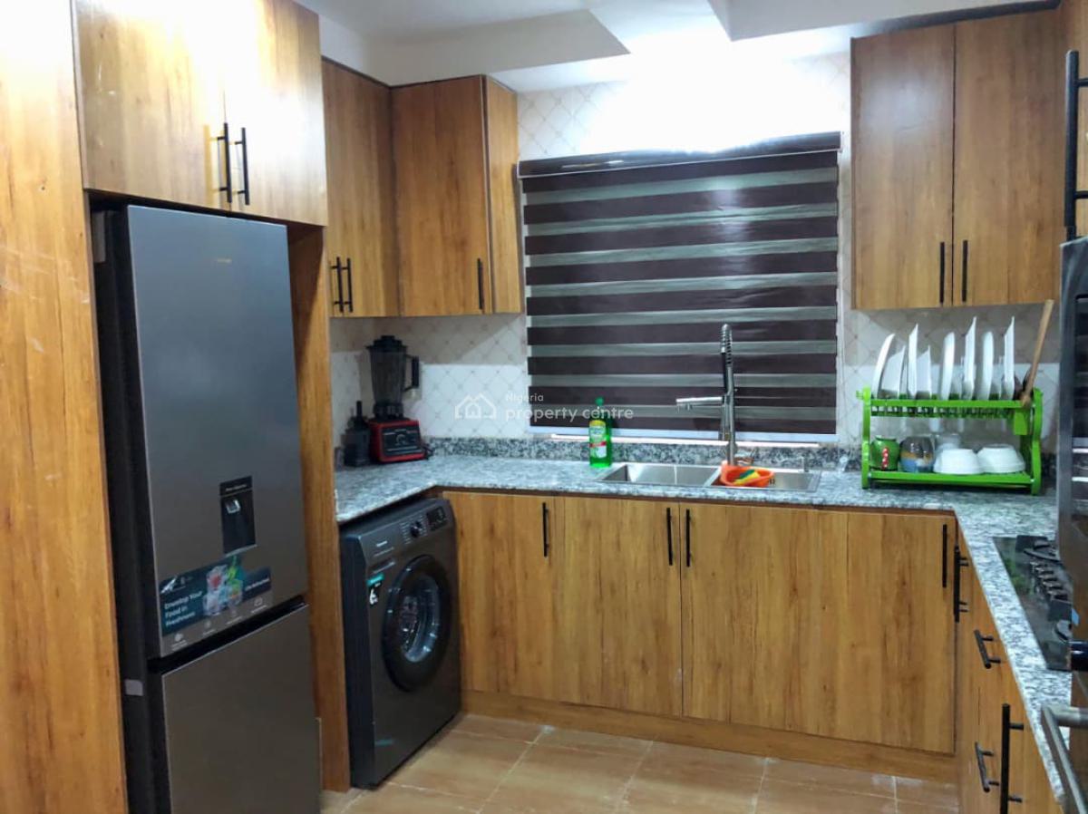 a Luxurious 3 Bedroom in an Estate, Dideolu Estate, Ogba, Ikeja, Lagos, Flat / Apartment Short Let